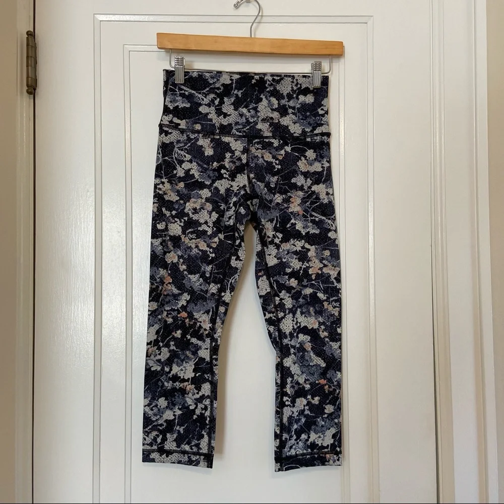 Lululemon High Rise Wunder Under leggings